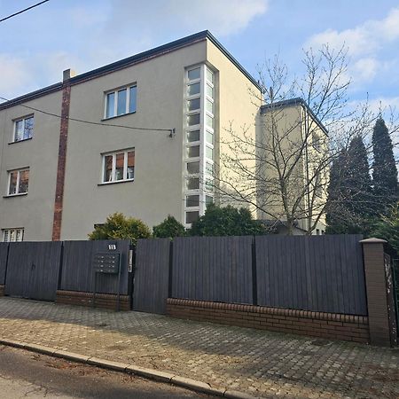 Urban Apartments Studio No 4A, Free Private Parking, Self Check-In Chorzow Ngoại thất bức ảnh